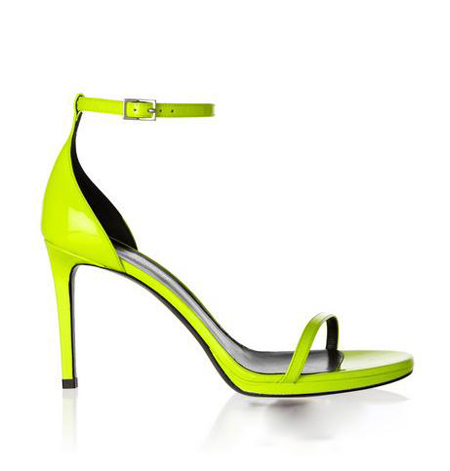 Yves Saint Laurent ӫƤЬ