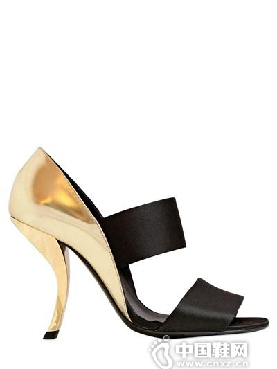 Roger Vivier 100MMVIRGULE&ƤЬ