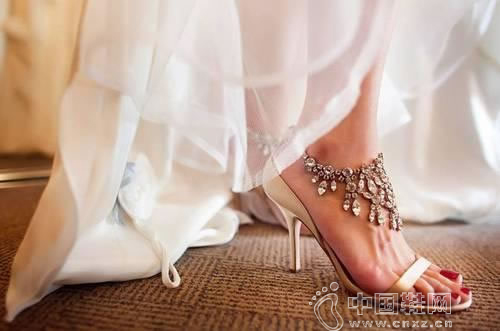 ʯװεļ߸ЬǲɻȱЬʽ֮һ