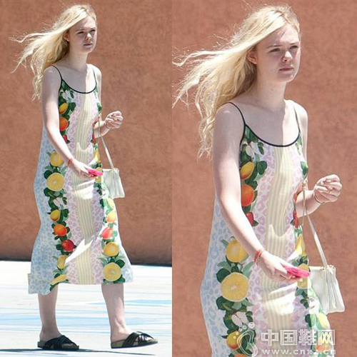  (Elle Fanning)