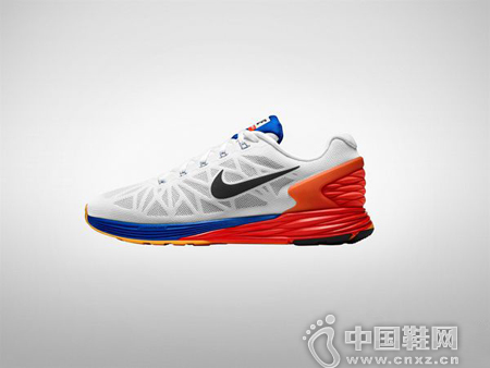 Nike LunarGlide 6ȶʱ