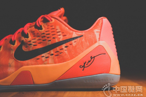 Nike Kobe 9 EM Bright Mango ɫጳ