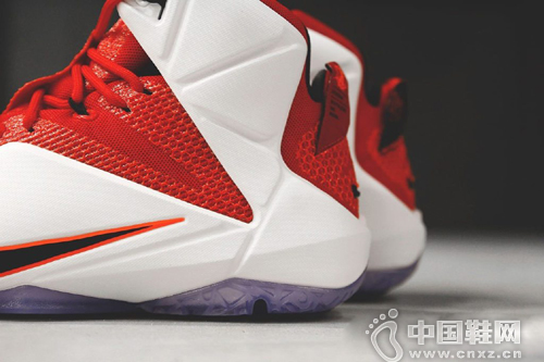  Nike LEBRON 12 Heart of a Lionɫ