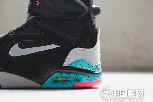 Nike Air Command Force ȫɫO(sh)Ӌ(j)