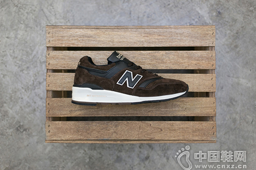 New Balance Made in USA M997DBR Ь