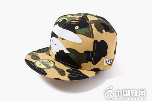 A BATHING APE x New Era ϵñ