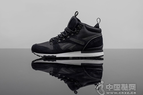 size?  Reebok Black Winter ϵ