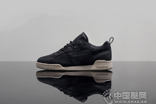 size?  Reebok Black Winter ϵ