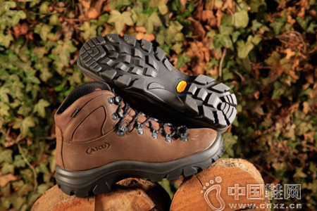 AKU TRIBUTE GTX ͽЬ