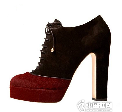 Bionda Castana ƴɫָѥ