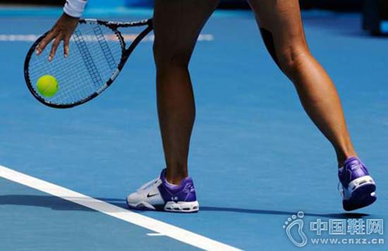 鞋博士:网球鞋哪个牌子好?-鞋博士