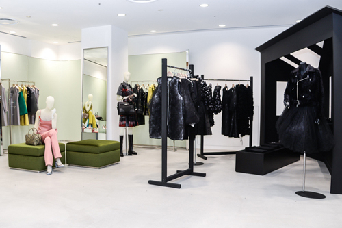 DOVER STREET MARKET GINZA ʱ