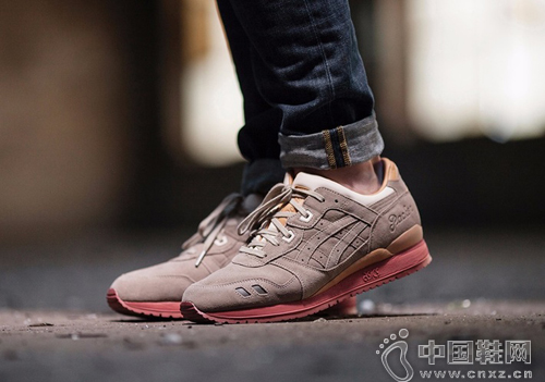 PACKER SHOES  ASICS GEL LYTE IIIDIRTY BUCK
