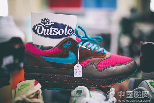 Nike x Patta Air Max 1 Amsterdam-