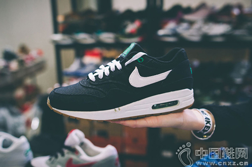 Nike x Patta Air Max 1 Lucky Green