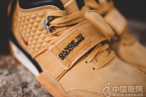 Nike Air Trainer Cruz HAYSTACKɫO(sh)Ӌ