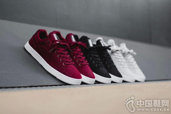 PUMA 2015 ﶬWovenϵ