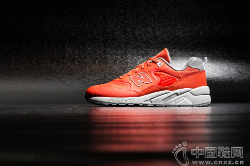 New Balance MRT580 Re-engineered ϵЬ