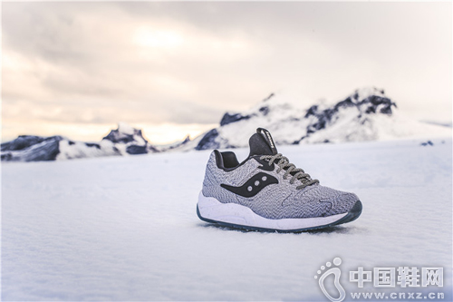 Saucony  Saucony Grid 9000Dirty Snow