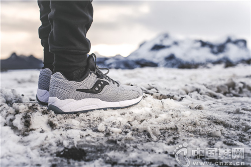 Saucony  Saucony Grid 9000Dirty Snow