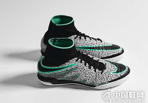 Nike NikeFootballX Safari