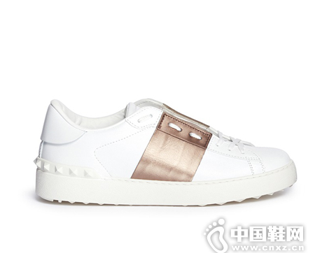 VALENTINO ƴɫϵ˶Ь