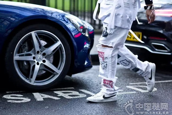 Nike Tennis Classic AC