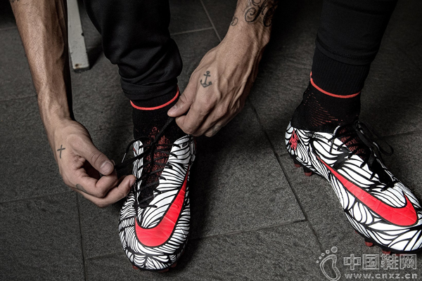 Nike  Neymar (zhn)Ь