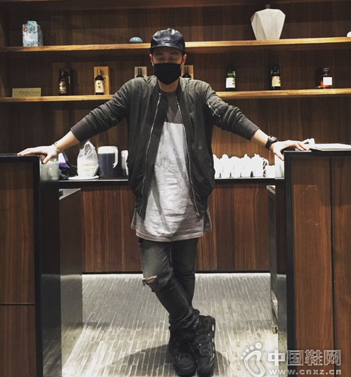  - Nike Air More Uptempo