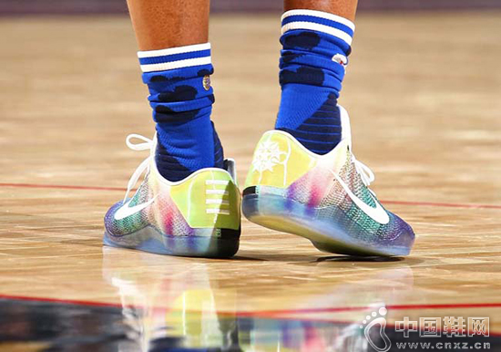 Nike Kobe 11 Elite "Color Shift: Day" iD