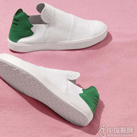 Pharrell  Adidas "Pink Beach" ϵ