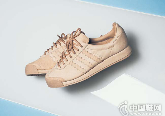 Adidas Samoa "Pigskin" Pack ϵ