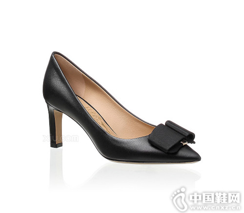 名媛淑女们的首选 菲拉格慕2016早春新品女鞋