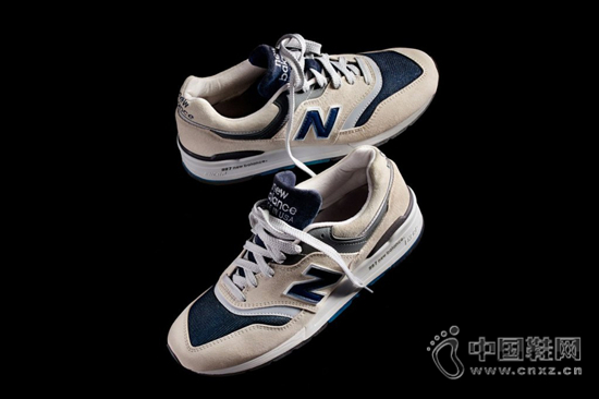 New Balance  J.Crew  997MoonshotЬ