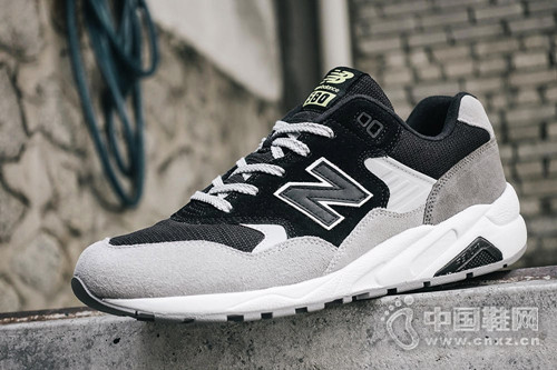 New Balance 2016 ＾ MRT580 ϵ