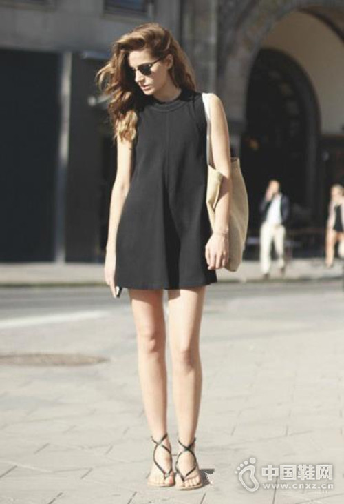 ˦���߸�Ь ����ƽ��Ь�������������ľ���