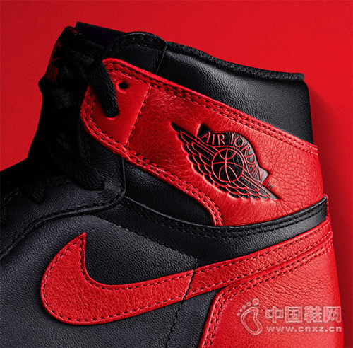 Air Jordan 1 Retro High Banned ٷ