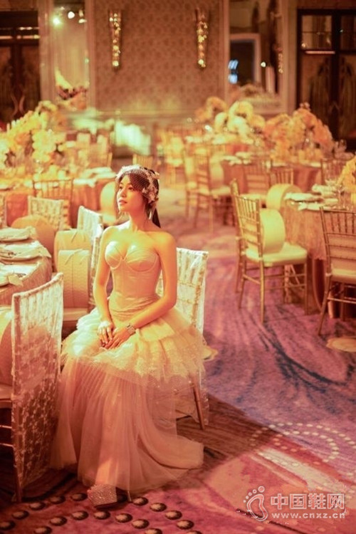 ����˫��Ь �ó���ϣ�Ļ��������