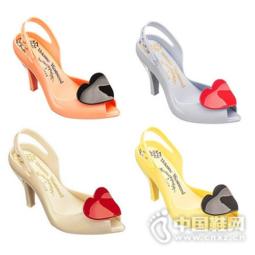 �Ȼ����ĵĹ���Ь ��˵������������