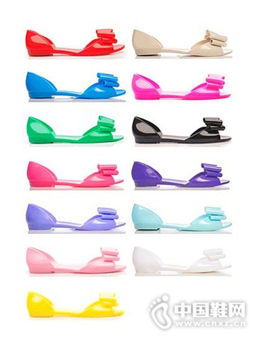 �Ȼ����ĵĹ���Ь ��˵������������