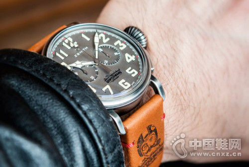 Zenith Pilot Ton-up DGR ƾ