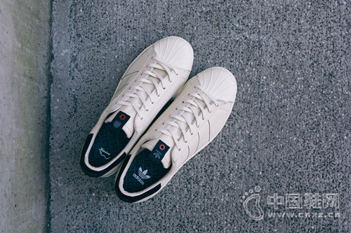  Kasina x Adidas Originals  Superstar 80s