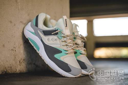 Saucony Grid 9000 ȫɫϵ