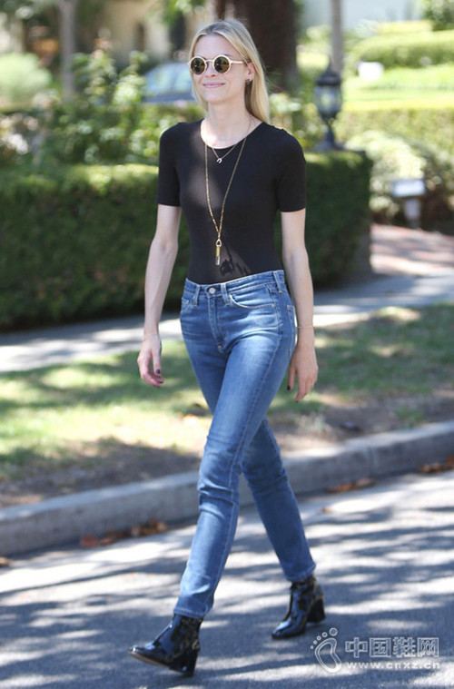 ʱֶѥеĴָѥ ôôԸô