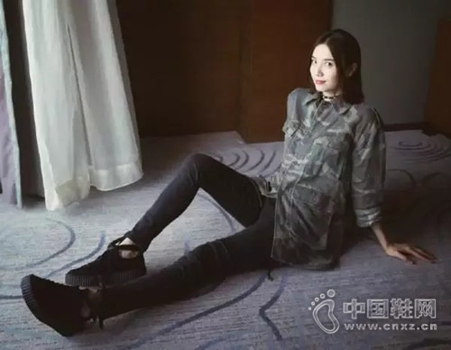 ֻ֪겻СߺСЬ˫˶ЬϼɸЬ°Ь硰족