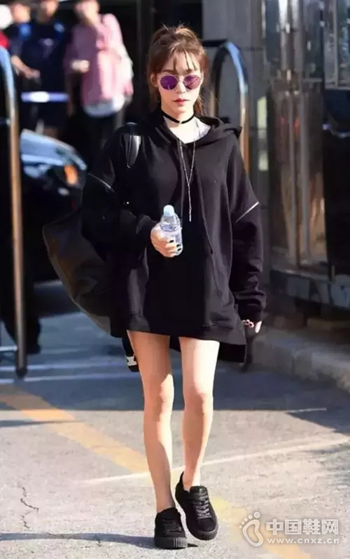 ֻ֪겻СߺСЬ˫˶ЬϼɸЬ°Ь硰족