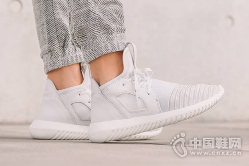 ŮռAdidas Originals Tubular Defiant ȫɫ