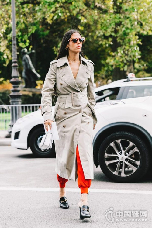 ߸ЬҲԼʱ - 㻹һ˫ָЬ