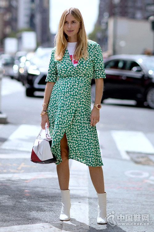 ����������ѥ�����ȳ����㴩������